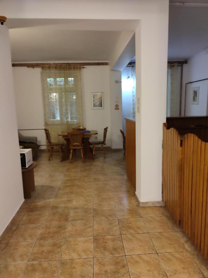 Vila Brazilor Caciulata Ngoại thất bức ảnh