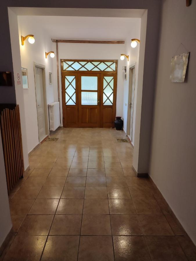 Vila Brazilor Caciulata Ngoại thất bức ảnh